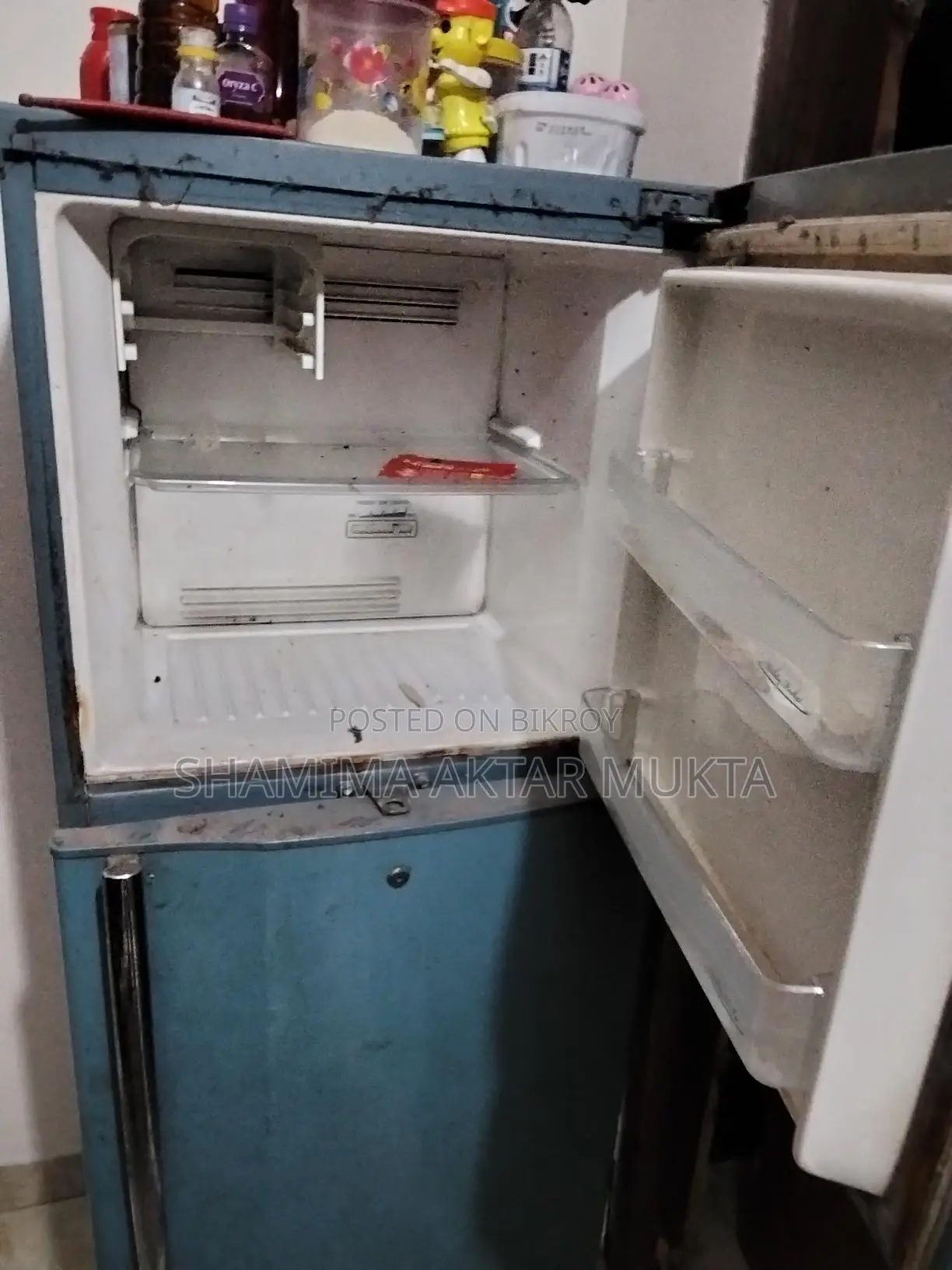 Fridge for sale (Needs gas)