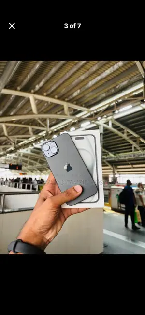 Apple iPhone 15 (Used)