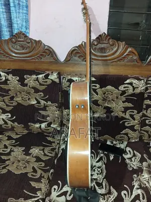 Guitar for sale