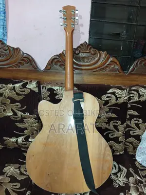 Guitar for sale