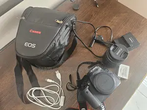 ক্যানন ইওএস ৭০০ডি ডিএসএলআর ক্যামেরা