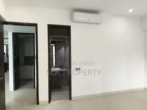 Rent Apartment 3-Bedroom gym+swimming 2-Carpsrk