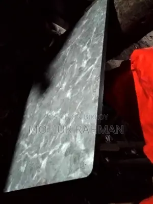 ফোলডিং টেবিল