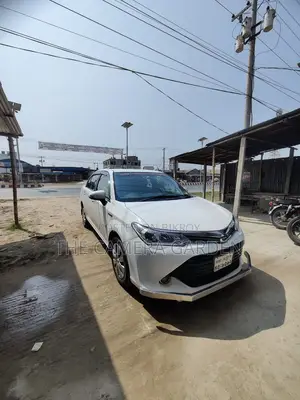 Toyota Axio 2015