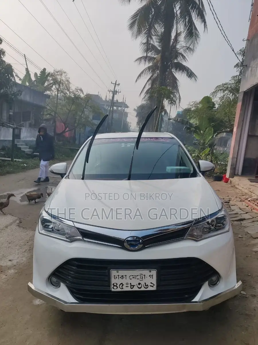 Toyota Axio 2015