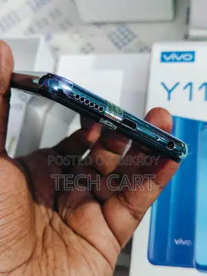 Vivo Y11 with Warranty 6/128 (Used)