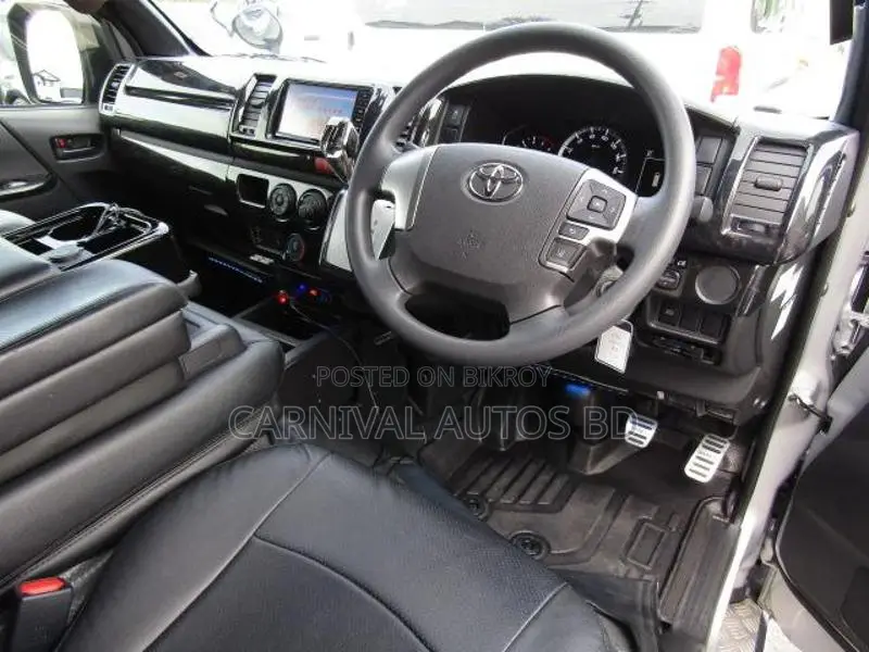 Toyota Hiace GL JAPAN ORIGINAL 2021