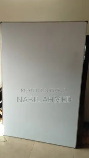 White Board 6 Feet By 4
