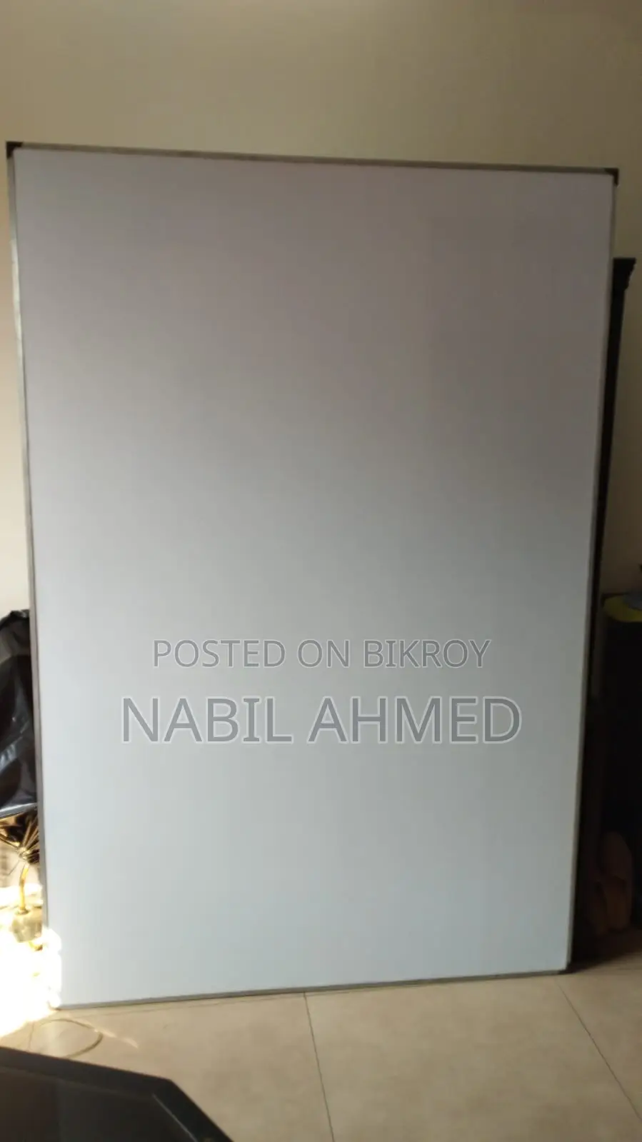 White Board 6 Feet By 4