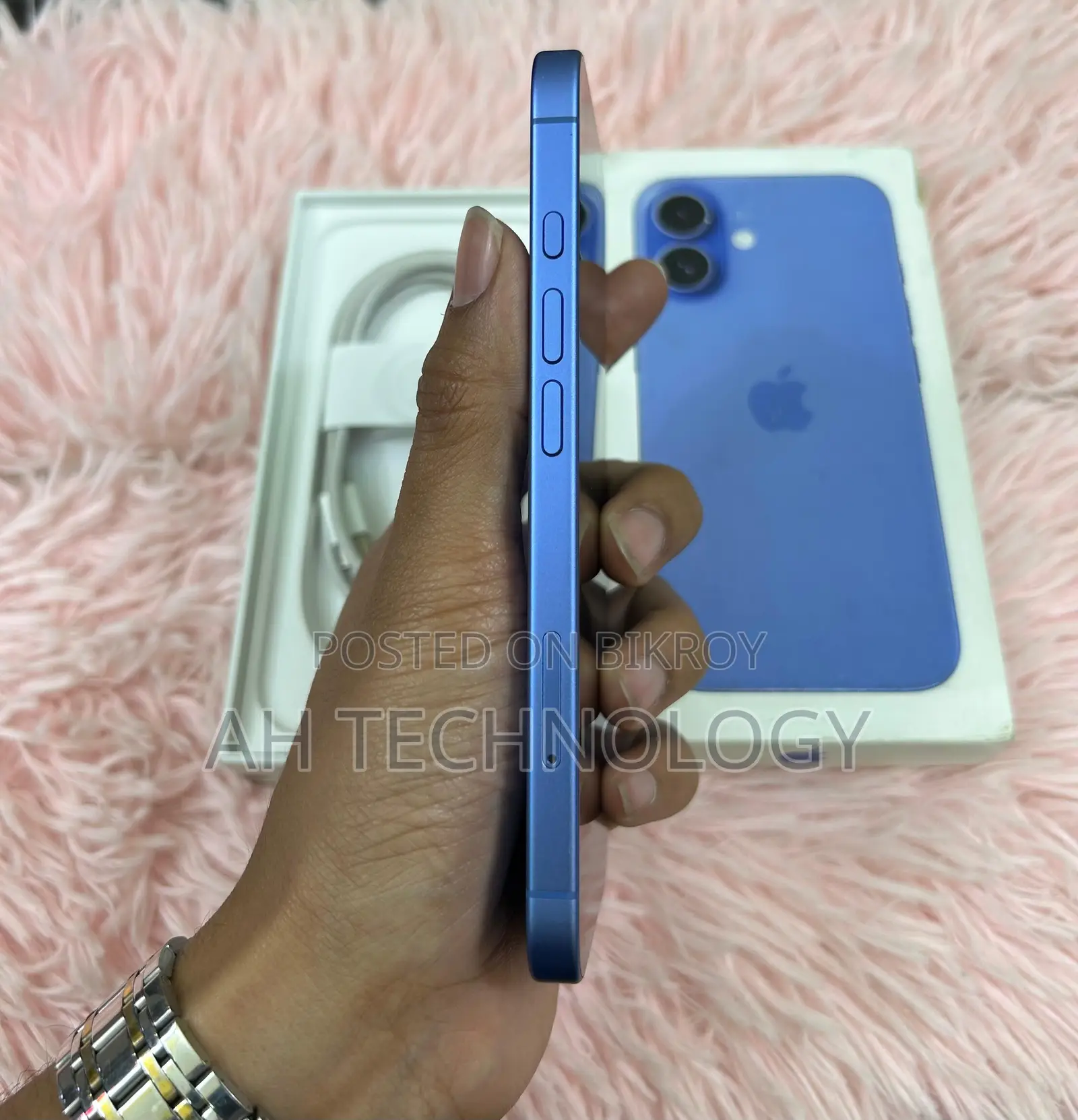 Apple iPhone 16 BH: 100%, Cc:64 only (Used)