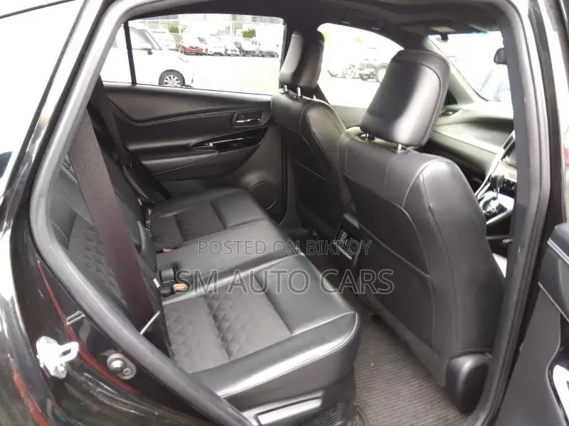 Toyota Harrier Petrol Premium Style 2020