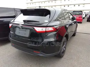 Toyota Harrier Petrol Premium Style 2020