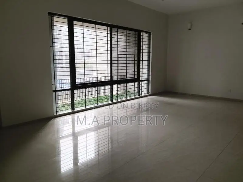 Rent Apartment Brand New 4-bedroom 2-carpark Gym+swimming
