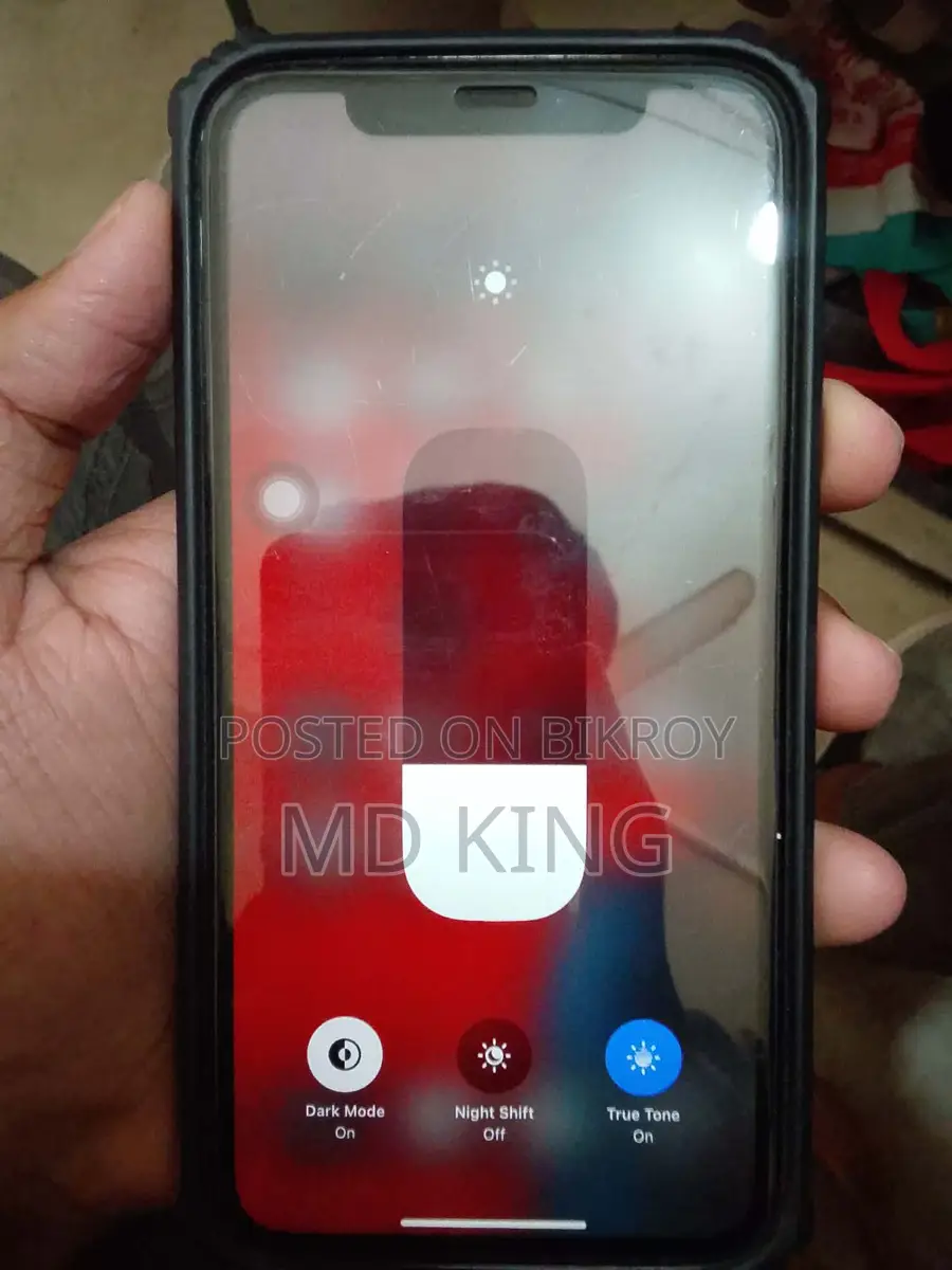 Apple iPhone XR (Used)