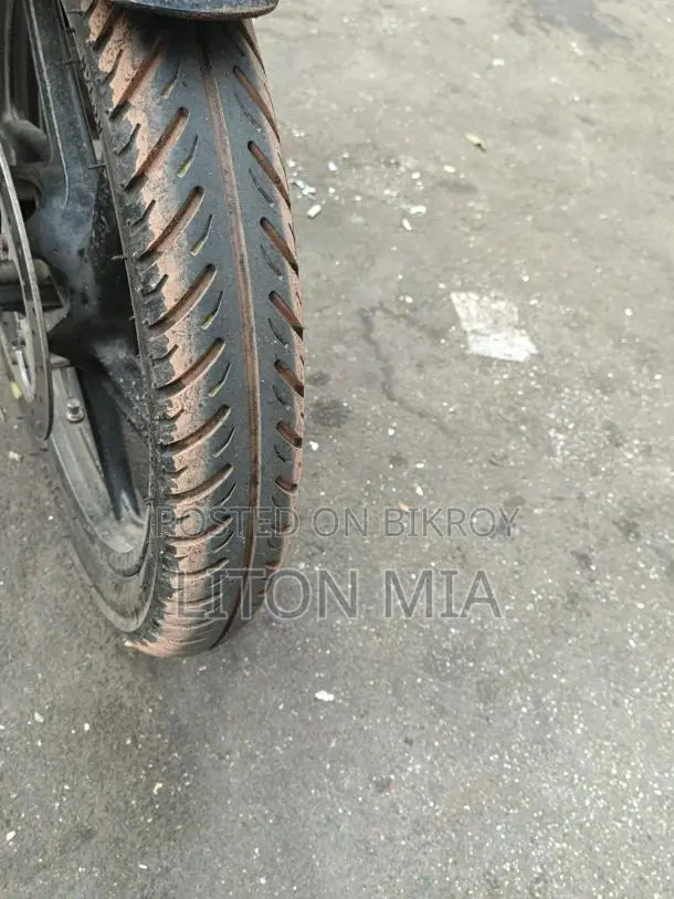 Bajaj Pulsar 150 . 2016