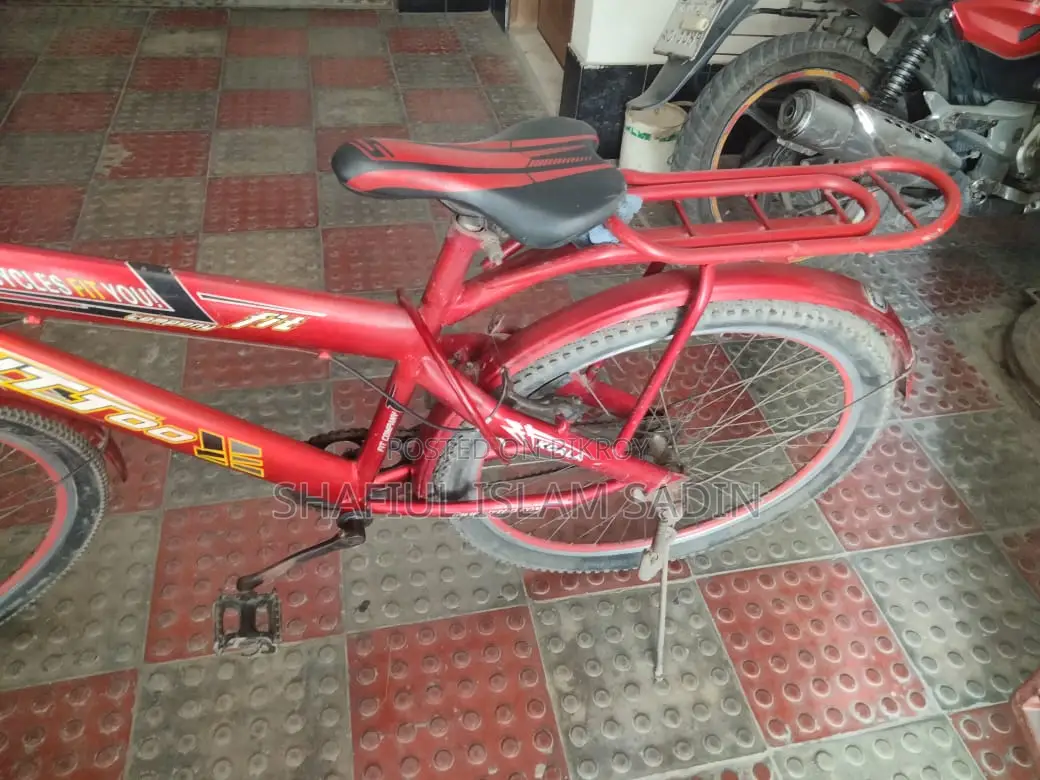 বিক্রয় করা হবে – প্রায় নতুন সাইকেল!