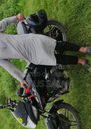 Hero CBZ Xtrem 2012