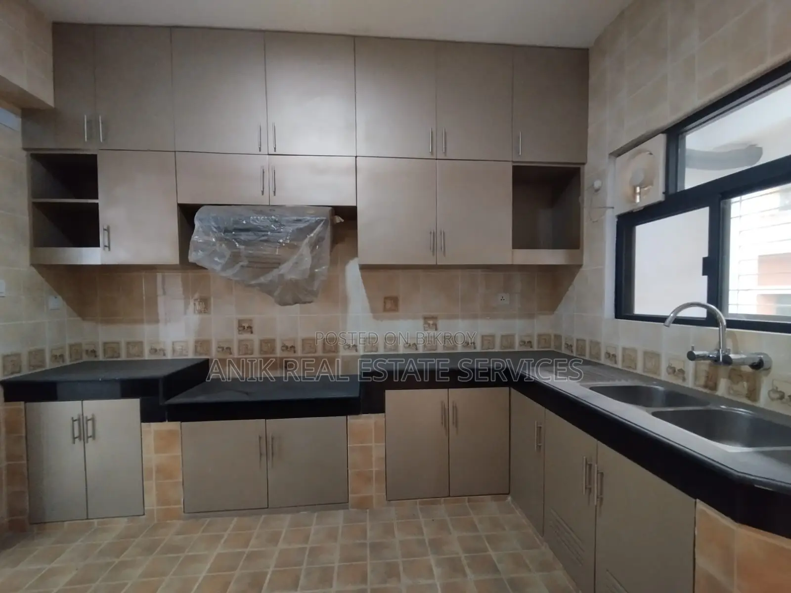 Swmming Pool Gym 4 Bedroom Un Farnised Flat Rent At Gulshan North