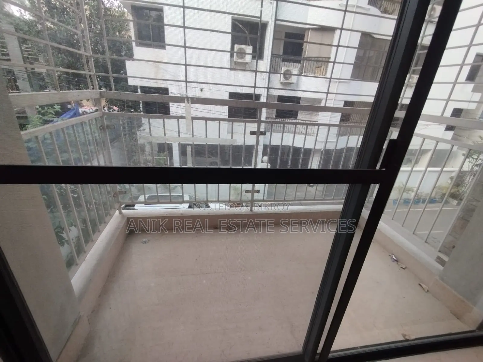 Swmming Pool Gym 4 Bedroom Un Farnised Flat Rent At Gulshan North