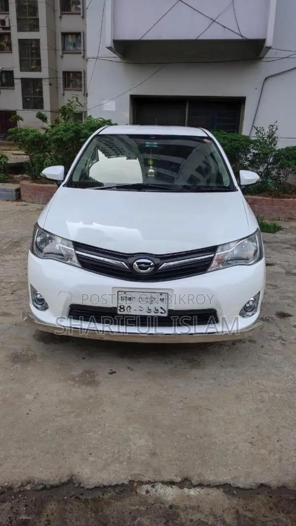 Toyota Fielder 2014