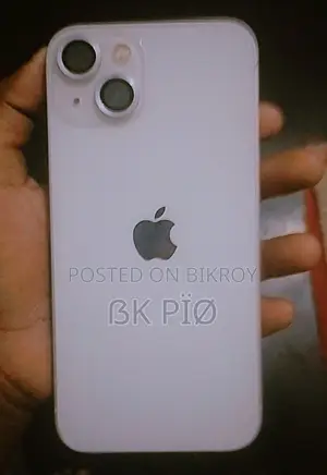 Apple iPhone 13 . (Used)