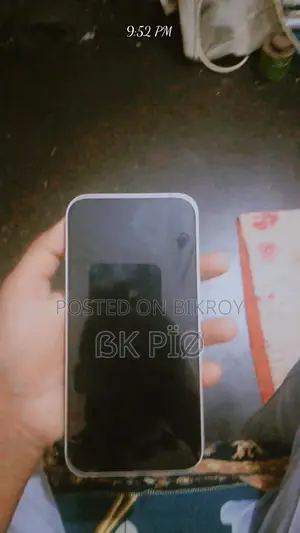 Apple iPhone 13 . (Used)