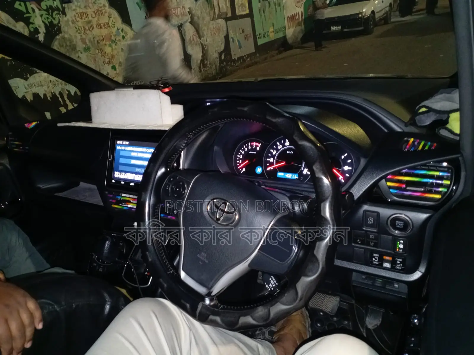 Toyota Noah wxb 2018