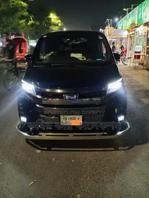 Toyota Noah wxb 2018