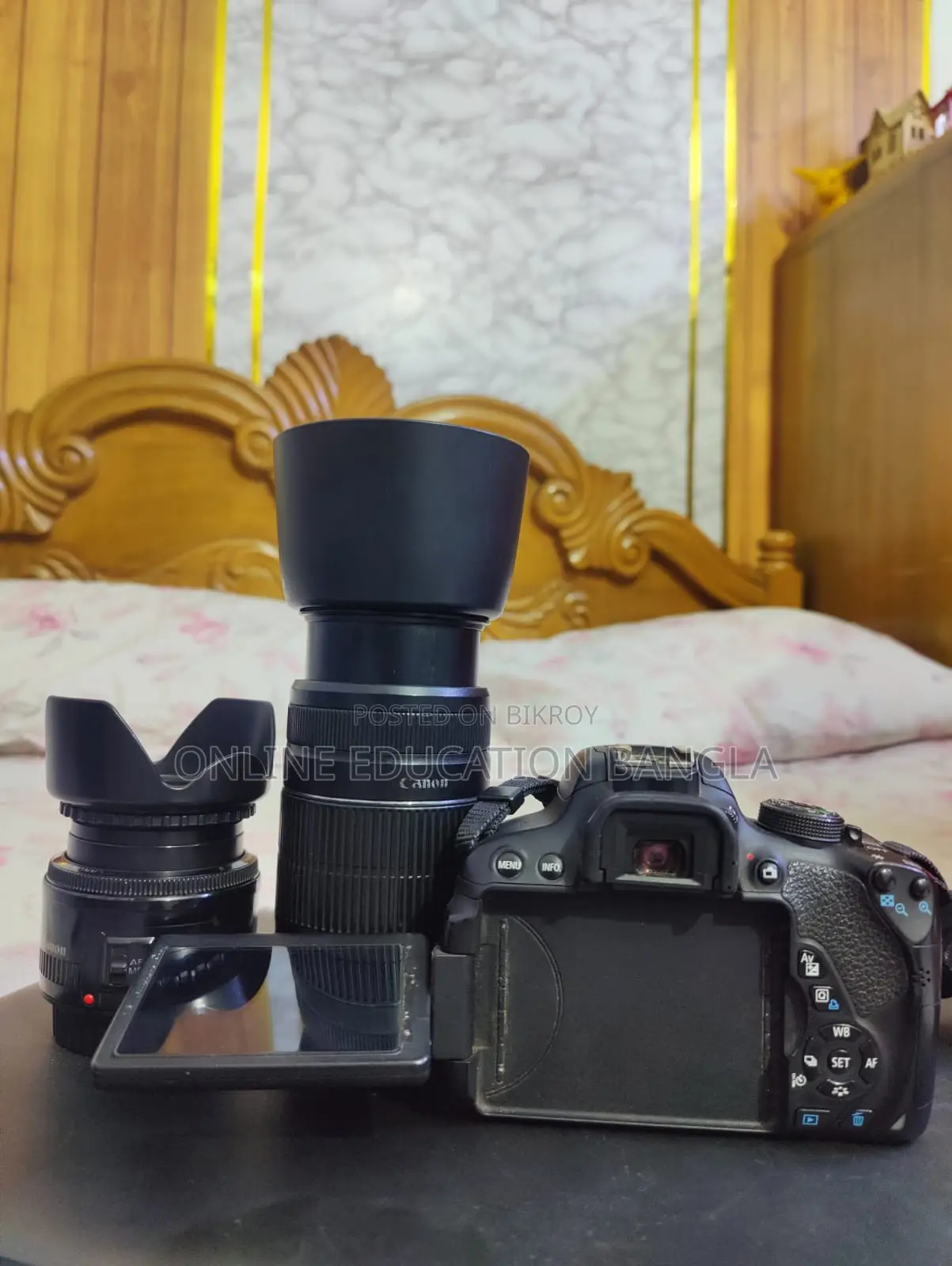 Canon 700D DSLR Camera