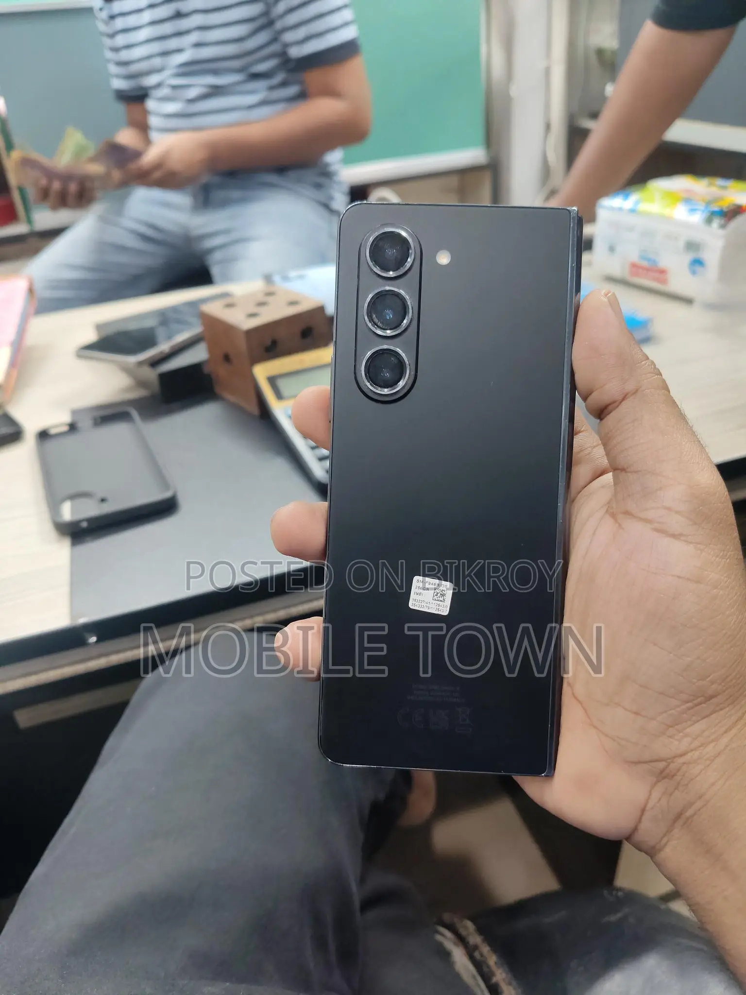 Samsung Galaxy Z Fold 5 Fullbox Full Fresh (Used)