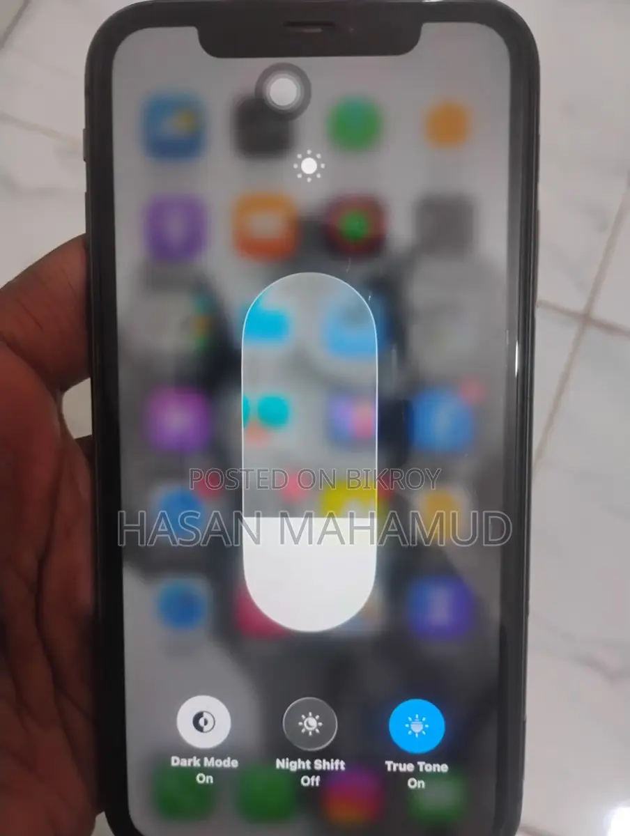 Apple iPhone 11 (Used)
