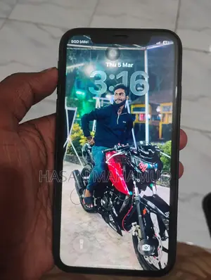 Apple iPhone 11 (Used)