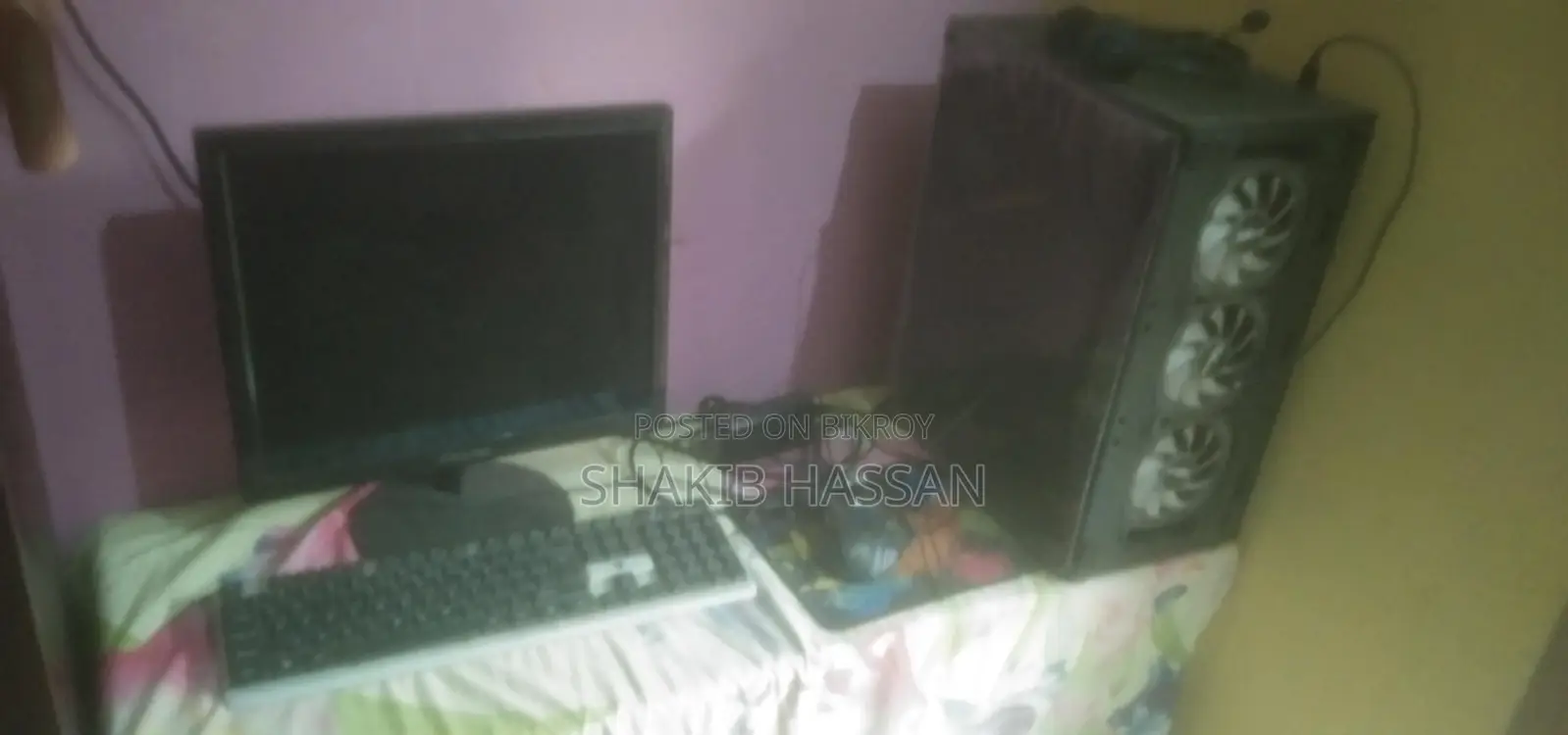 Desktop computer
