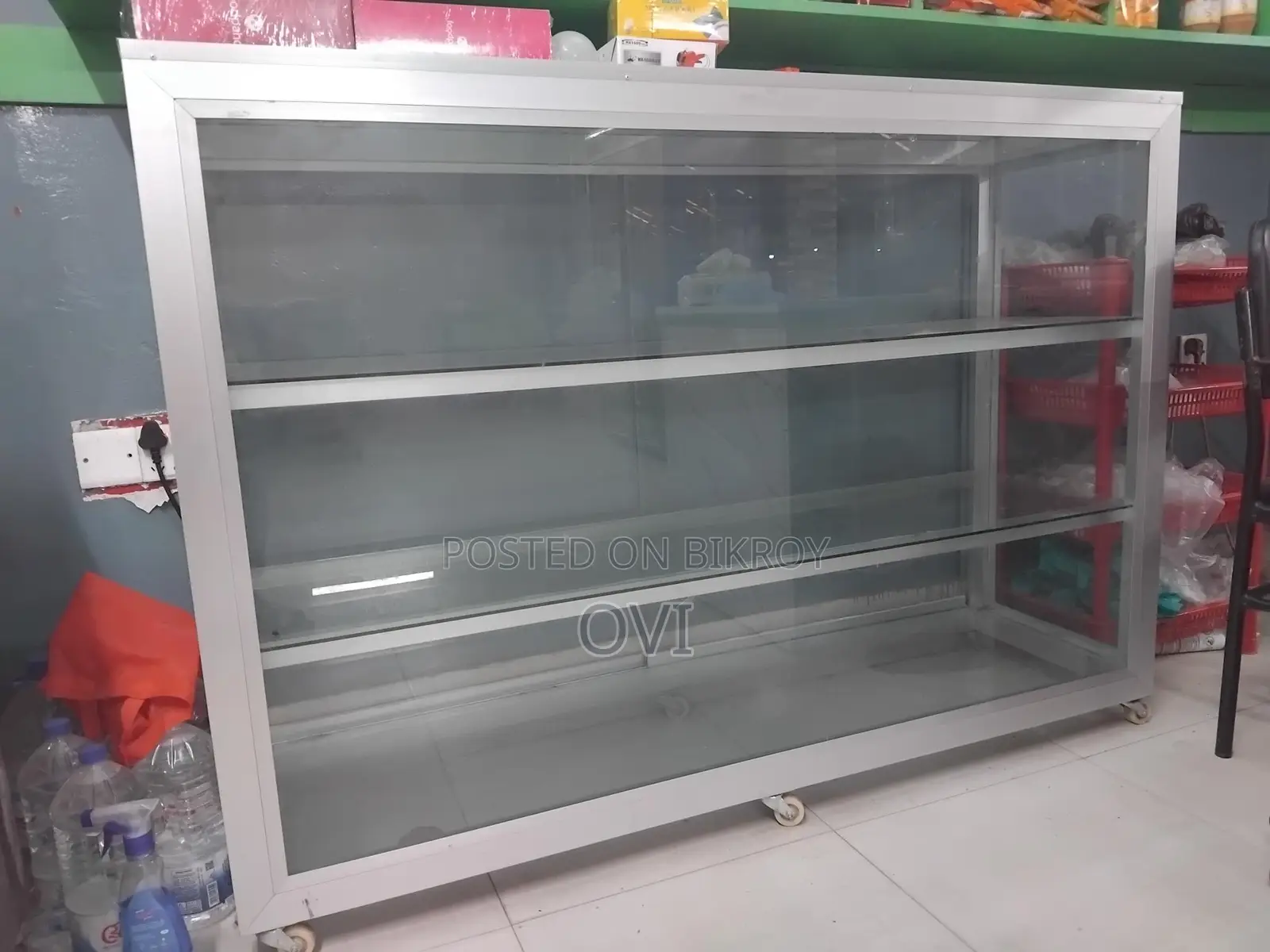 Glass Show Case / Thai Glass Show Case / Display Rack