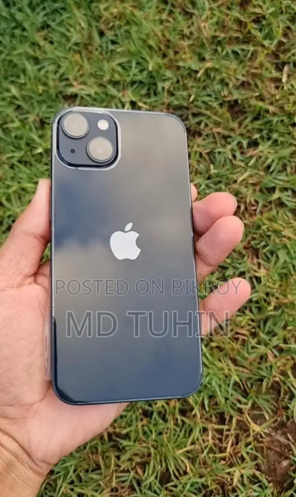Apple iPhone 13 (Used)
