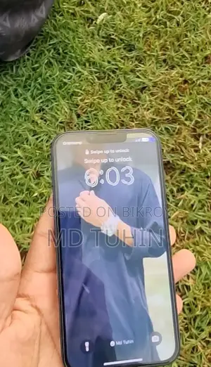 Apple iPhone 13 (Used)