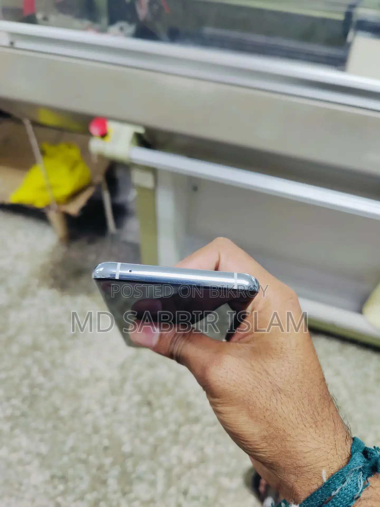 OnePlus 9 Pro . (Used)