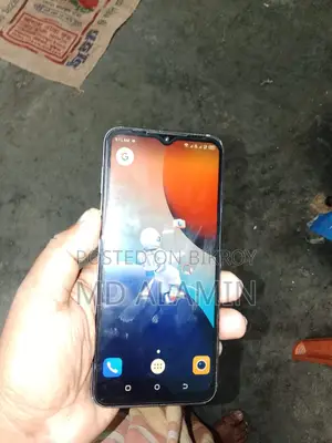 Tecno Spark 9T ৪+৩/১২৮ (ব্যবহৃত)