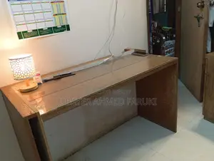 টেবিল
