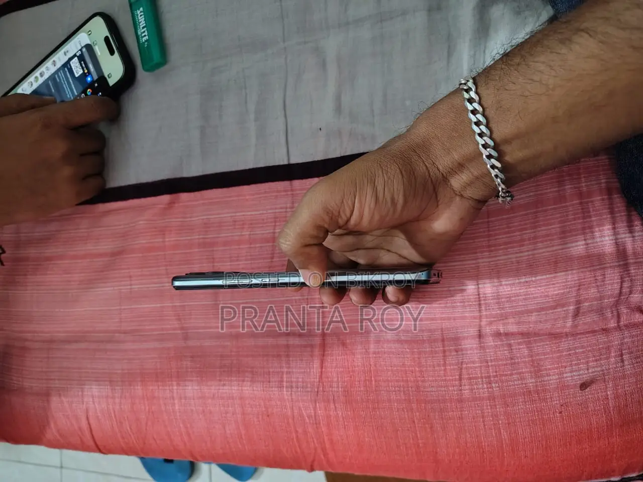 Realme 8 (Used)