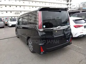 Toyota Noah Si WXB 2020
