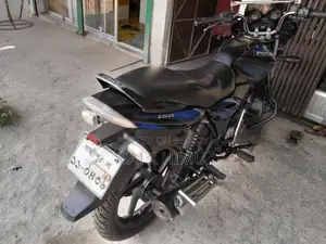 Bajaj Discover 150 2013