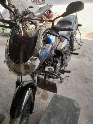 Bajaj Discover 150 2013