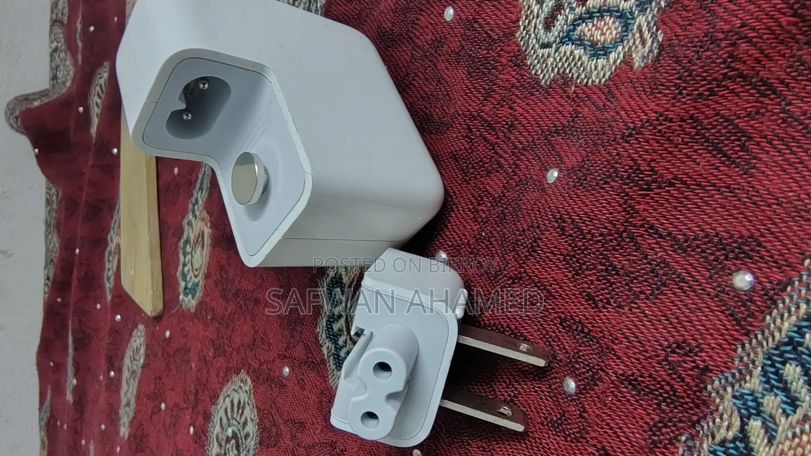 Apple 30 W Adapter