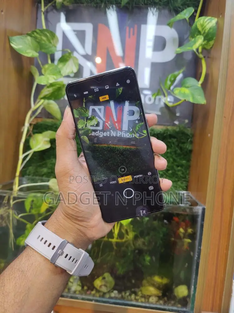 OPPO F15 8500 (Used)