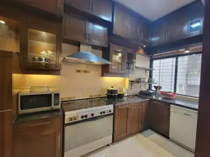 Full Furnished Apartment in Gulshan 1