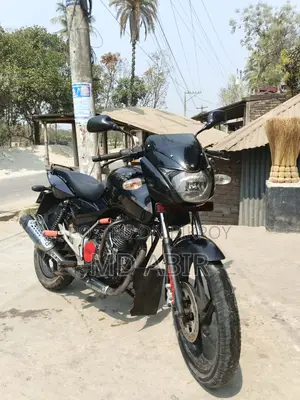 Bajaj Pulsar 150 - 2014