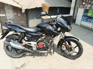 Bajaj Pulsar 150 - 2014