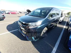 Toyota Noah WXB 2020