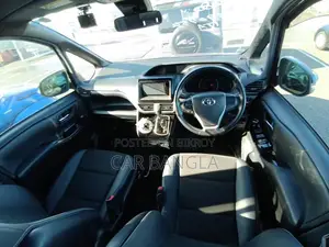 Toyota Noah WXB 2020